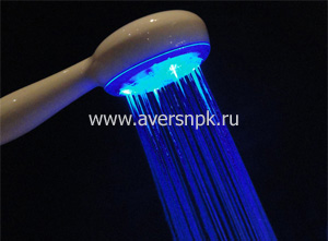 Dispositivo fisioterapéutico para hidromasaje y acción luminosa "АVERS-DUSH" - Color azul