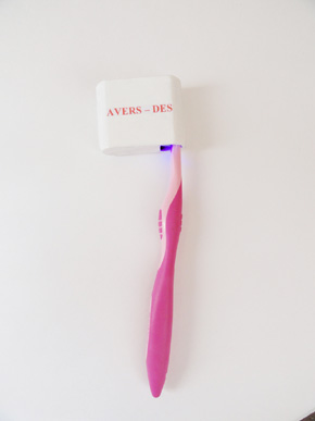 Depurador bactericida para el cepillo de dientes "AVERS-DEZ" TU (Condiciones técnicas) 4496-004-58668926-2014